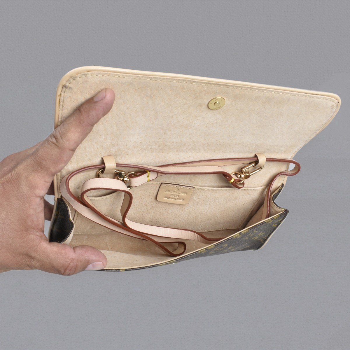 REPLICA Louis Vuitton Handbags