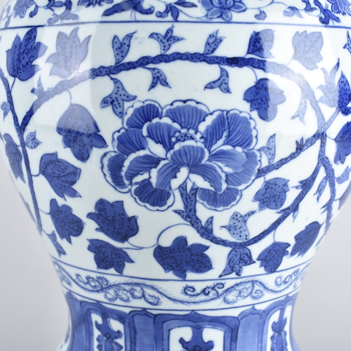 Chinese Ming Style Ginger Jar