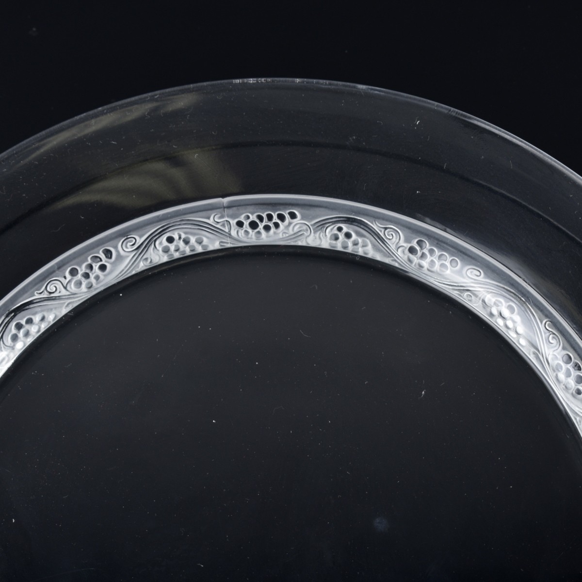 Six Lalique "Phalsbourg" Crystal Plates