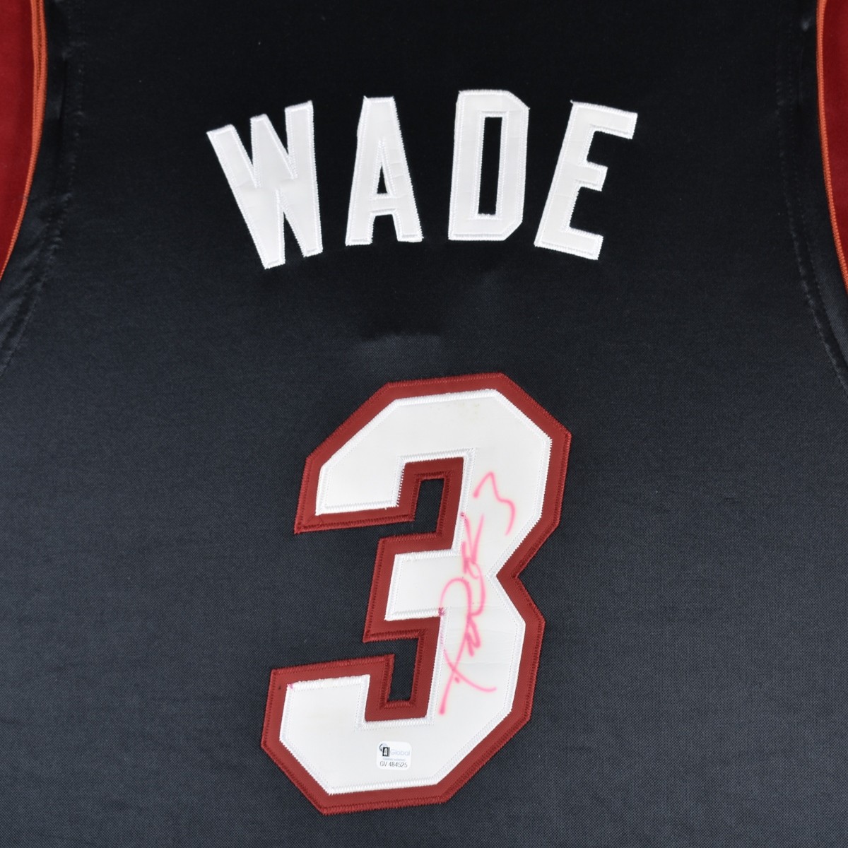 Global Authentic Autographed Dwyane Wade Jersey