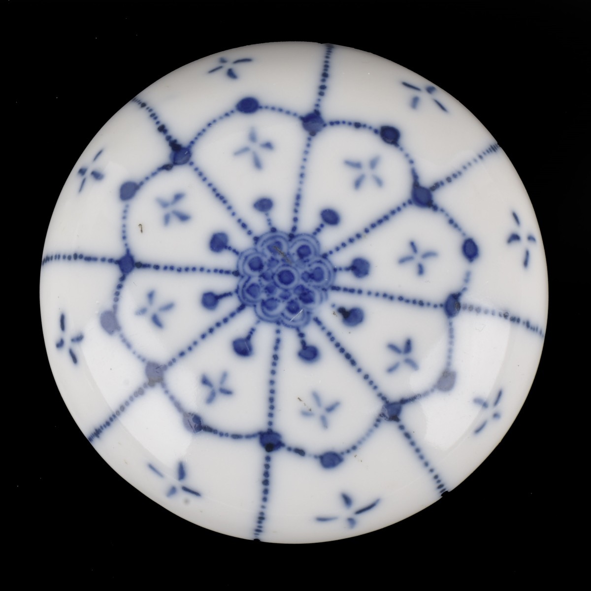 Chinese Blue and White Miniature Porcelain Box