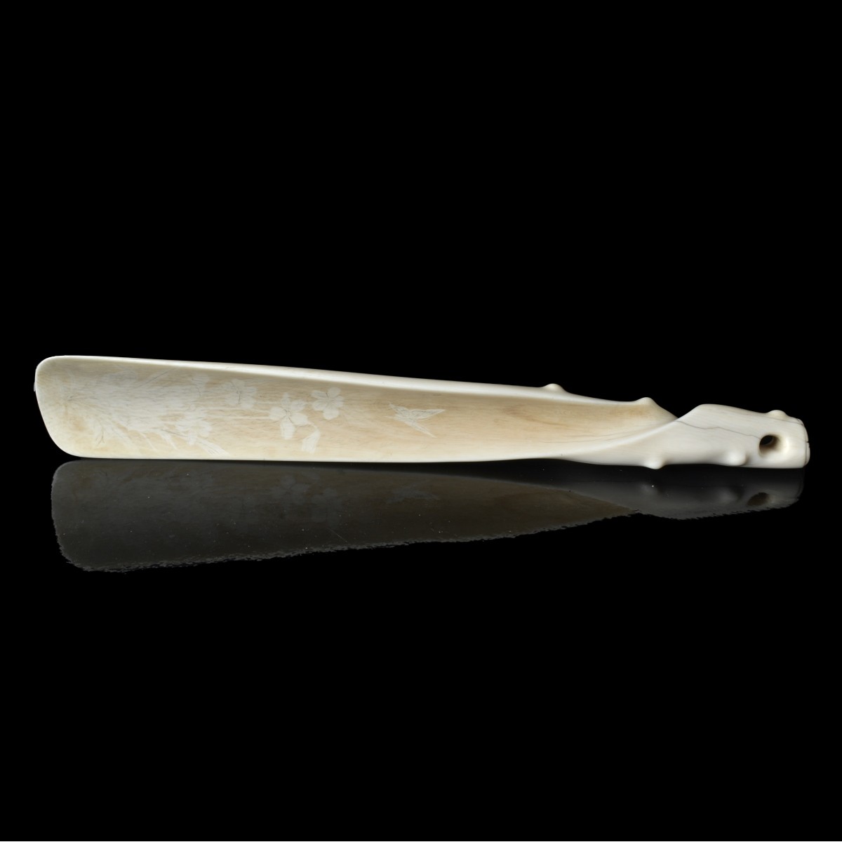 Antique Chinese Shoehorn