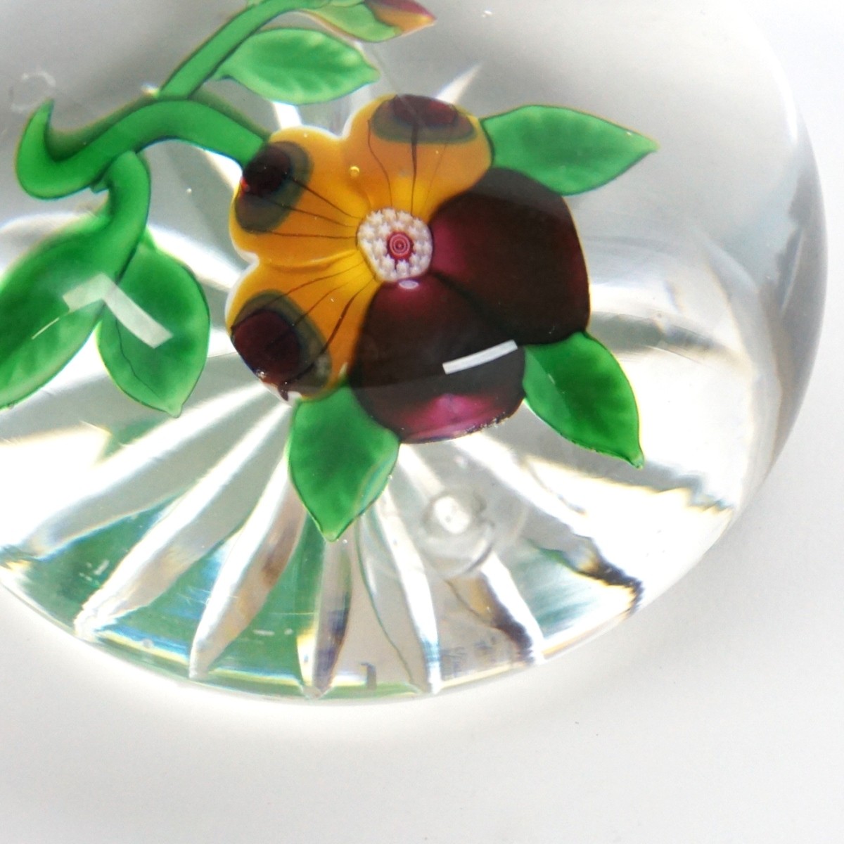 Baccarat Paperweight Pansy