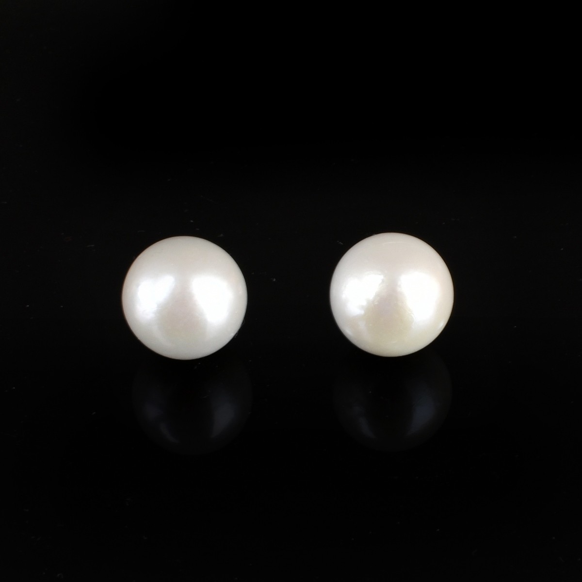 South Sea Pearl and 18K Ear Studs