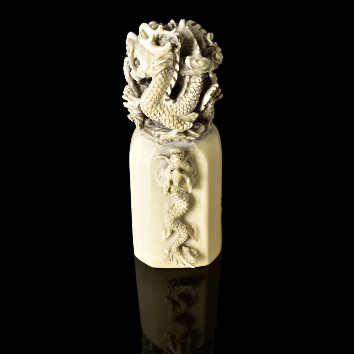 Chinese Finely Carved Dragon Seal Stamp