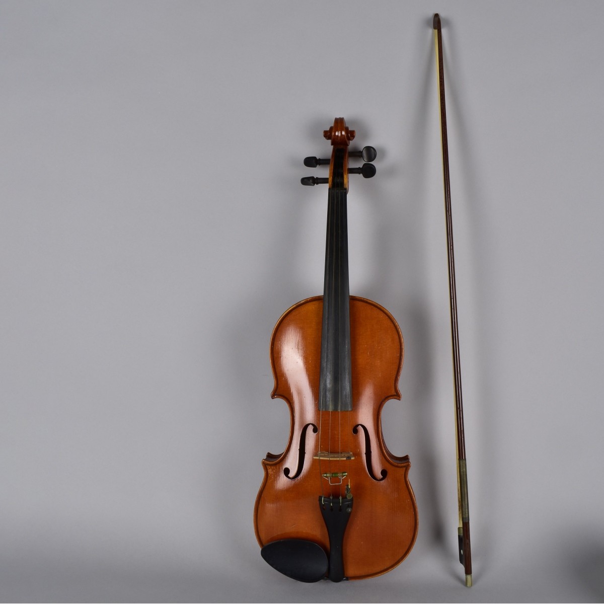 Ernst H Roth Violin