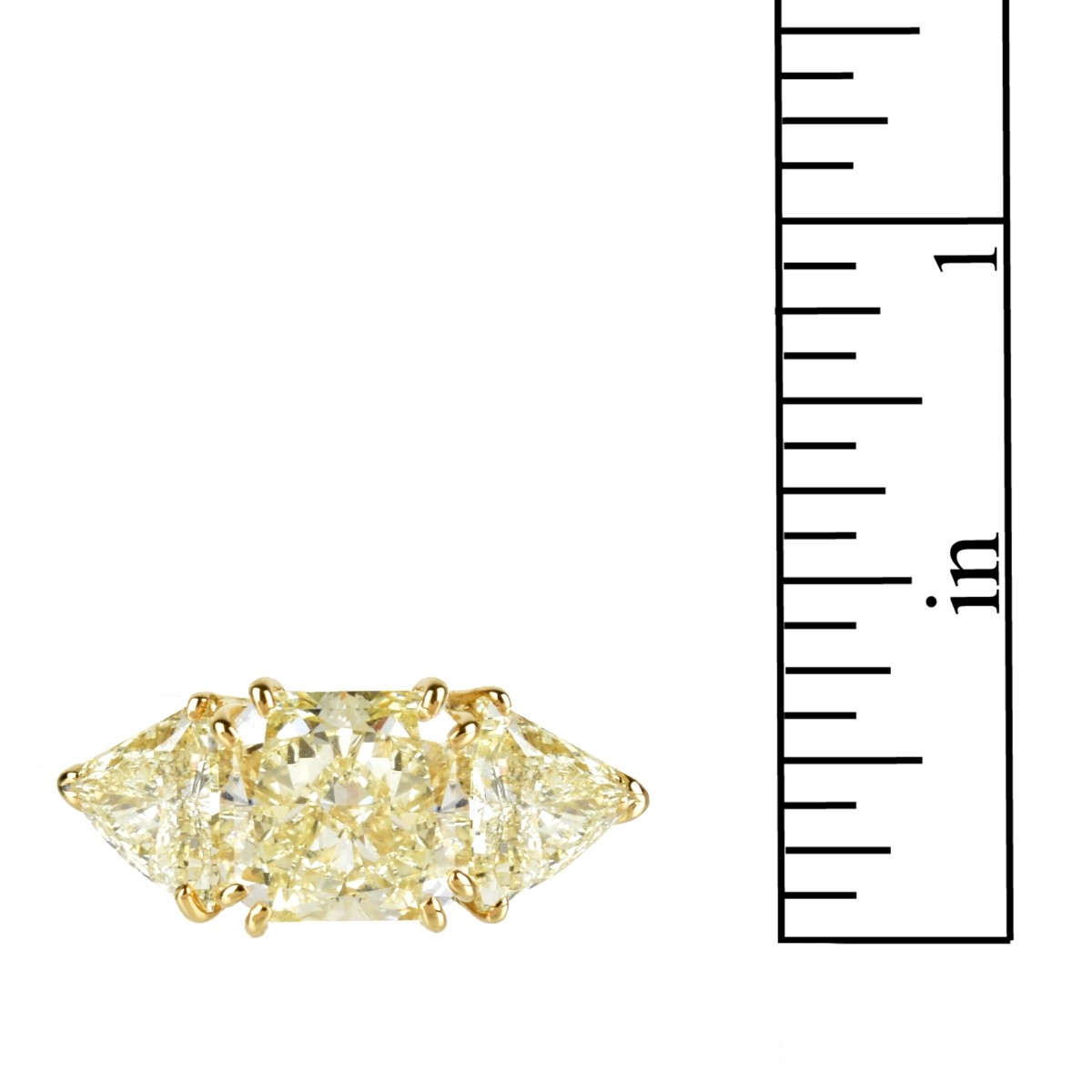 8.11ct Fancy Light Yellow Diamond Ring