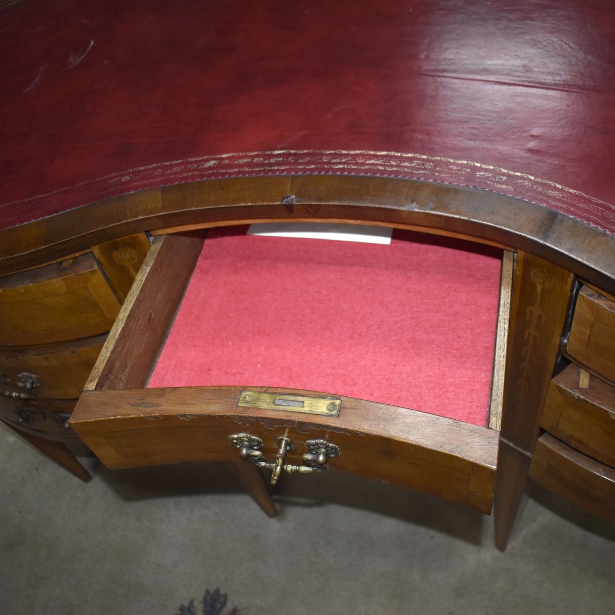 Antique Victorian Kidney Shaped Desk