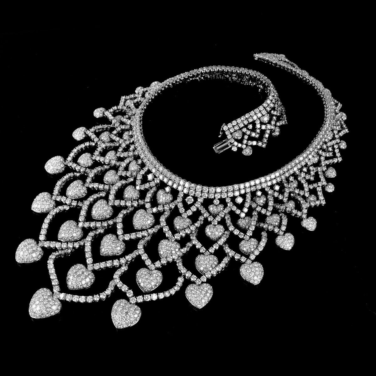 150.0ct Diamond and 18K Necklace