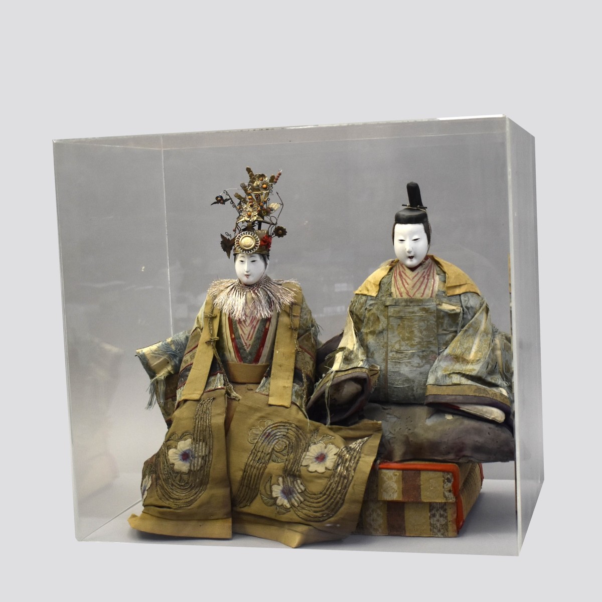 Antique Japanese Emperor and Empress Dolls