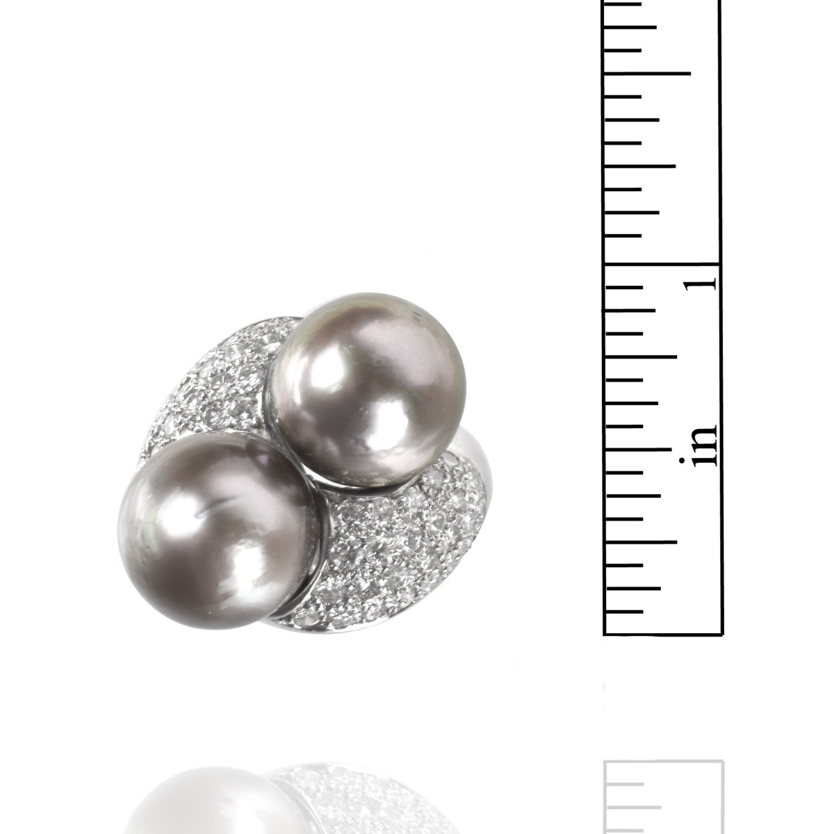 Diamond, Pearl and 18K Ring