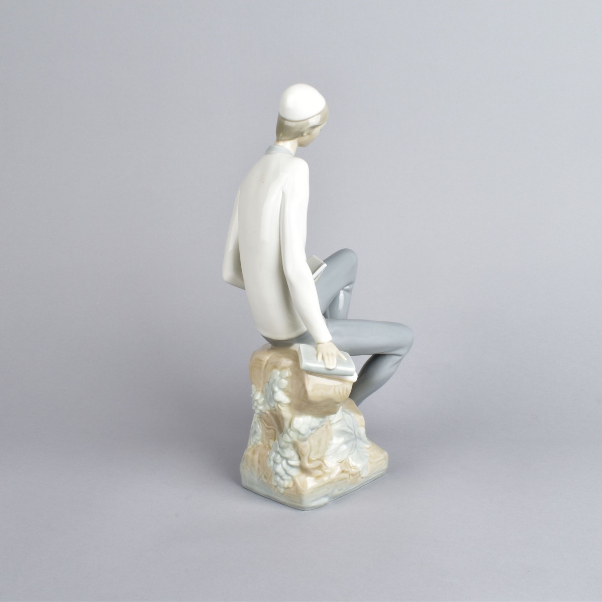 Lladro Hebrew Student Figurine