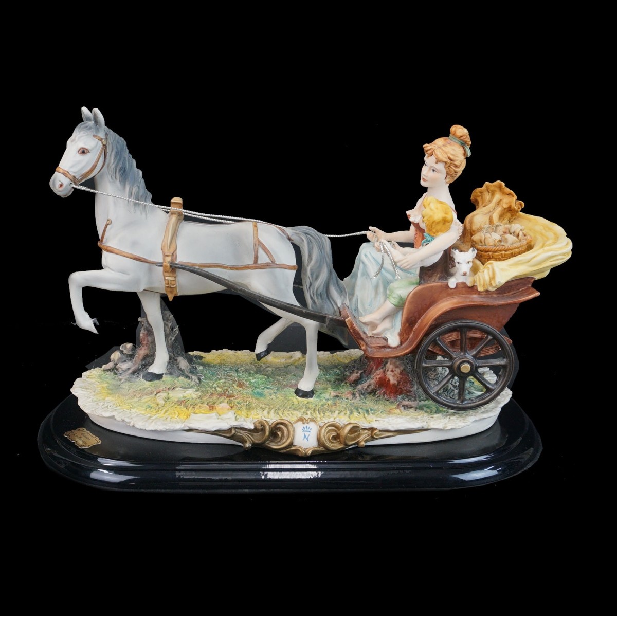 Capodimonte Figurine Camelot