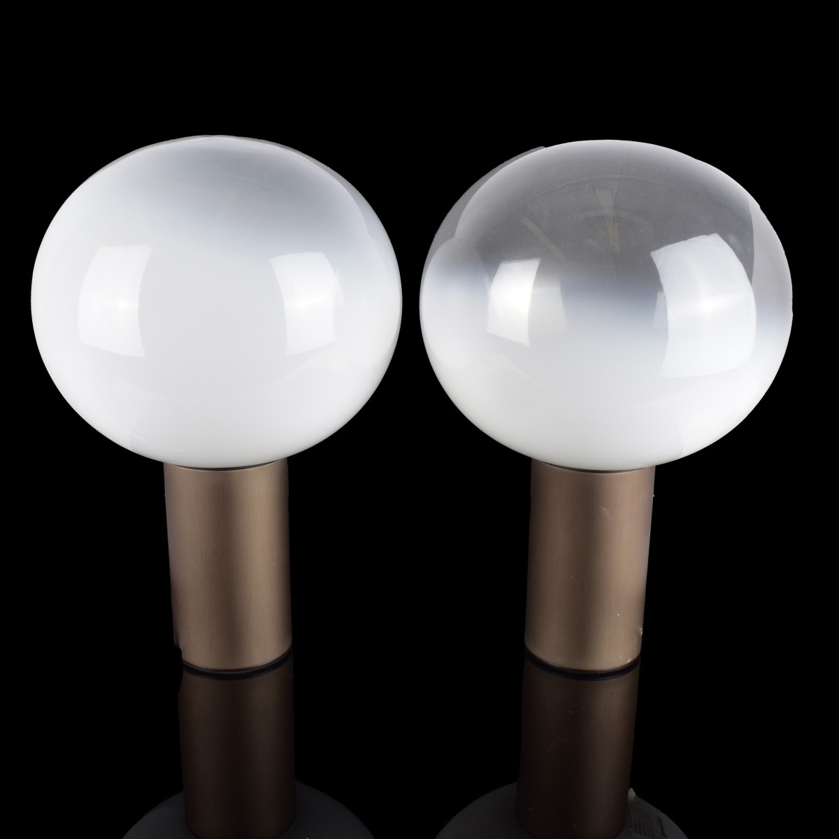 Pair of Artemide "Leguna" Lamps