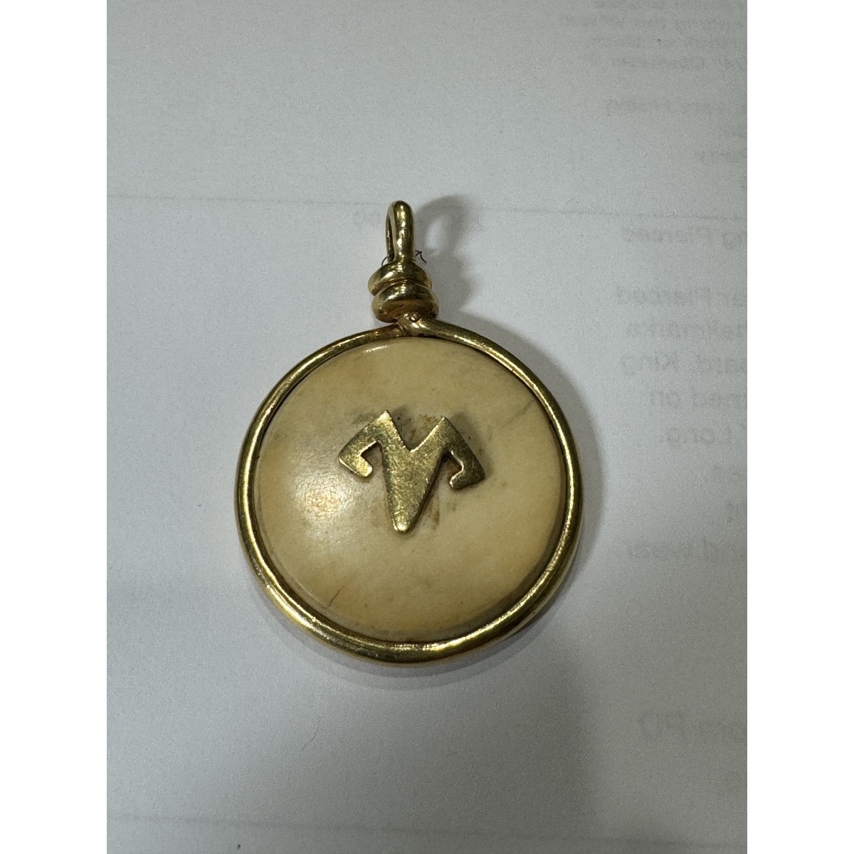 14K Aires Pendant