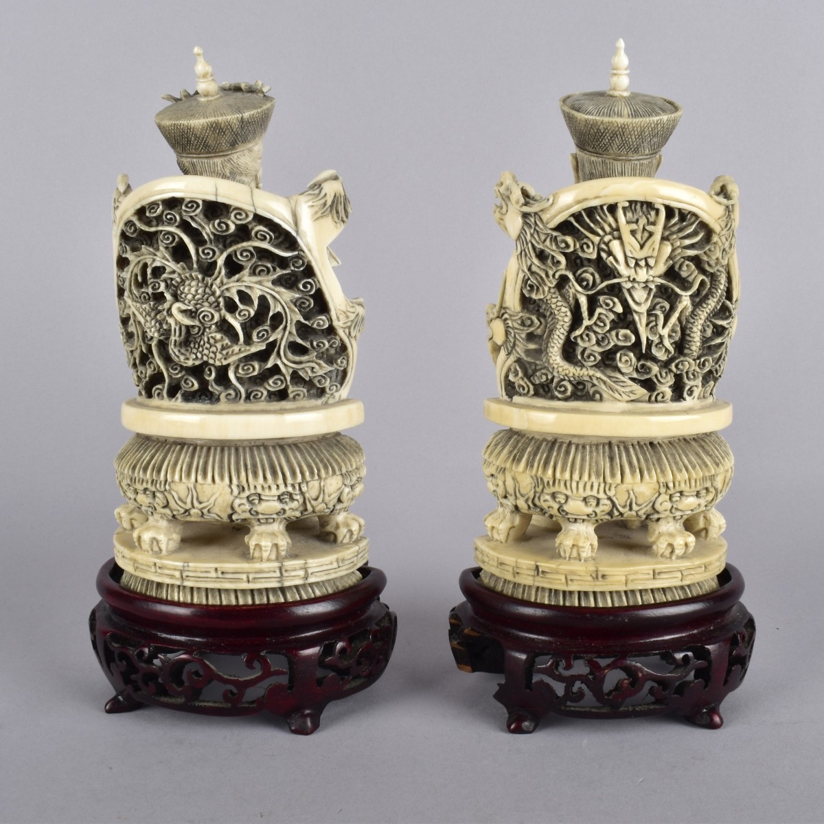 Pair of Chinese Figurines