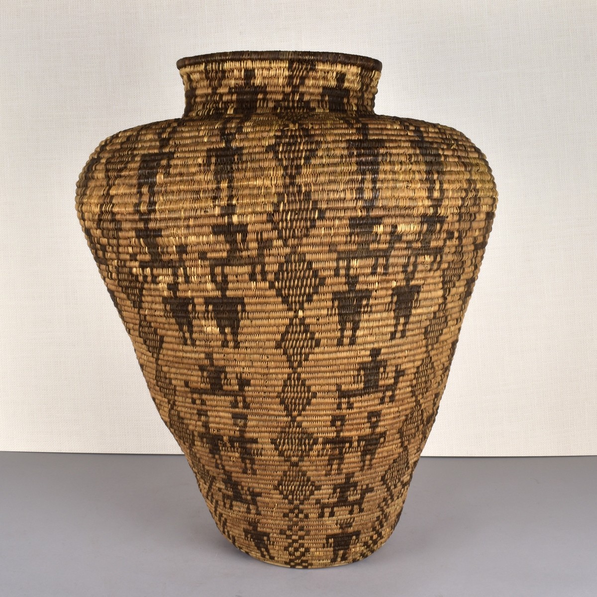 19/20th Century Apache Olla Basket