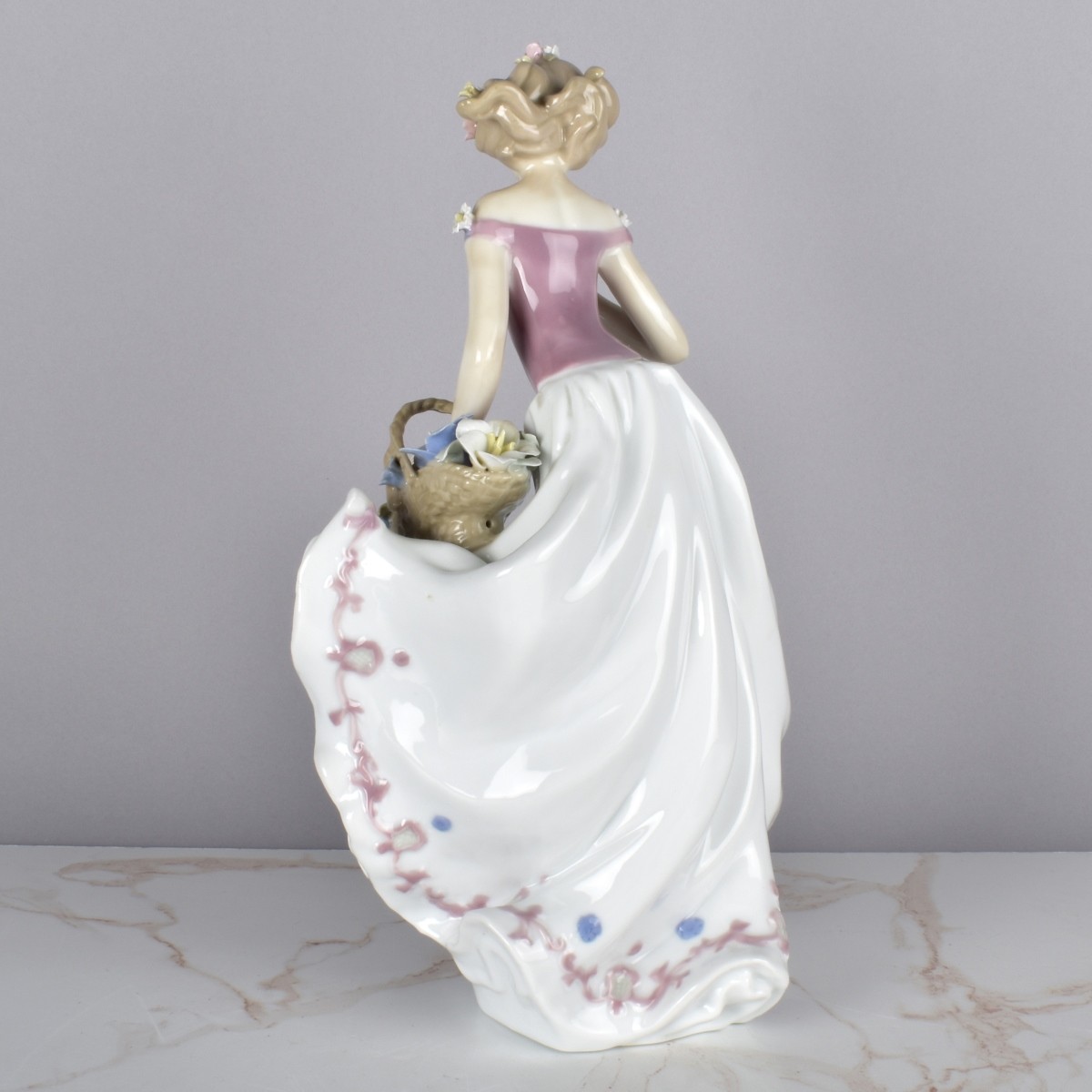 Lladro Syle Porcelian Lady Figurine