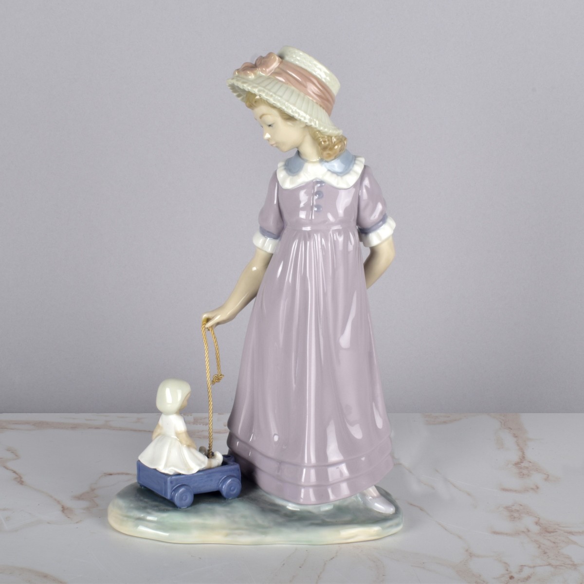 Lladro Porcelain Figurine