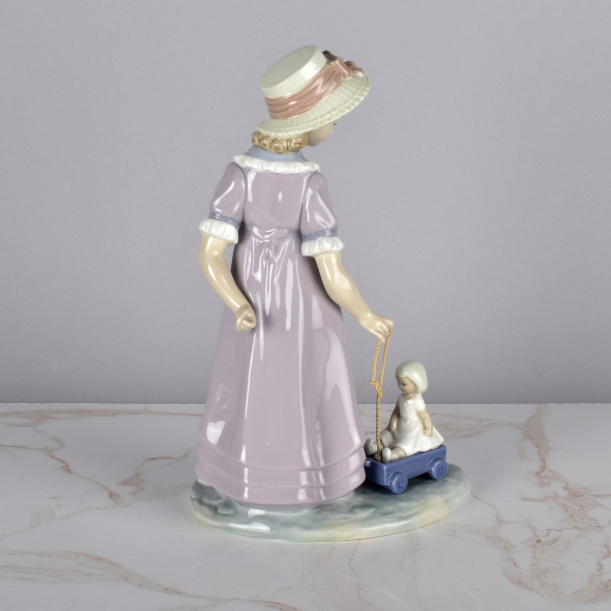 Lladro Porcelain Figurine