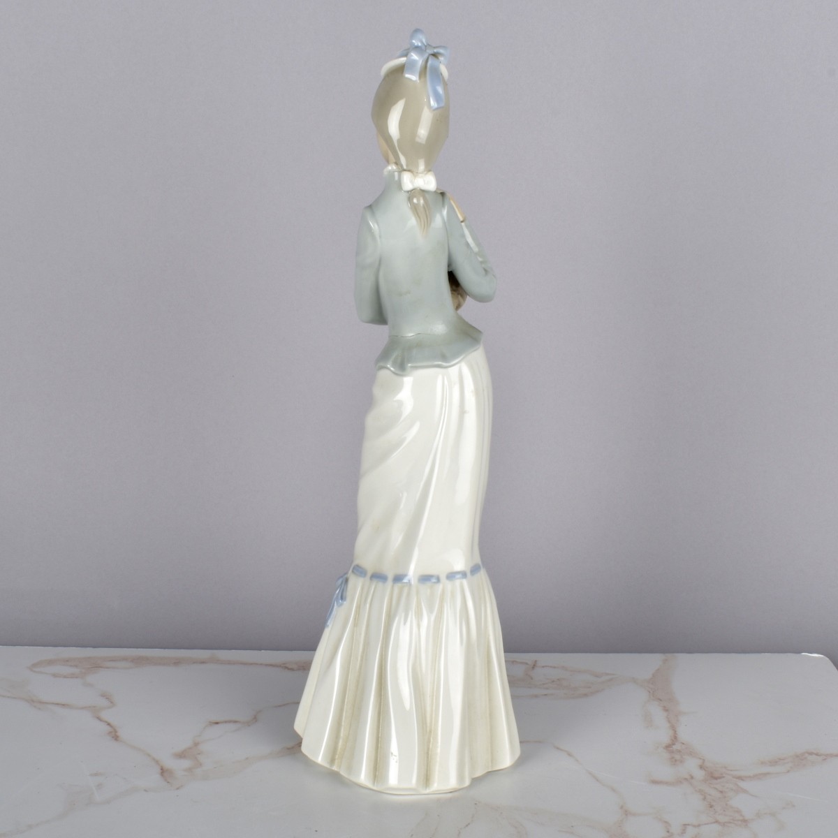 Lladro Porcelain Figurine