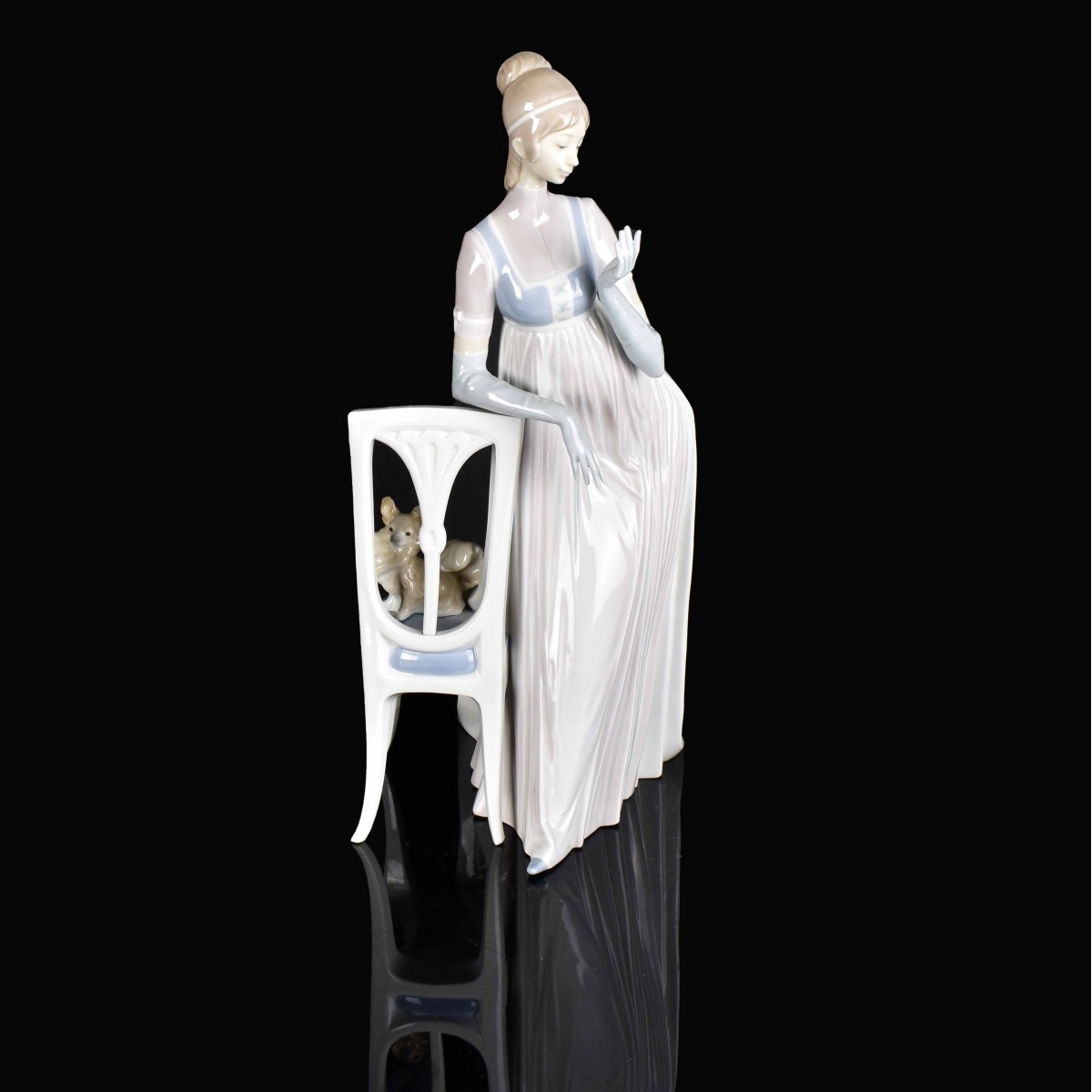 Large Lladro Porcelain Figurine