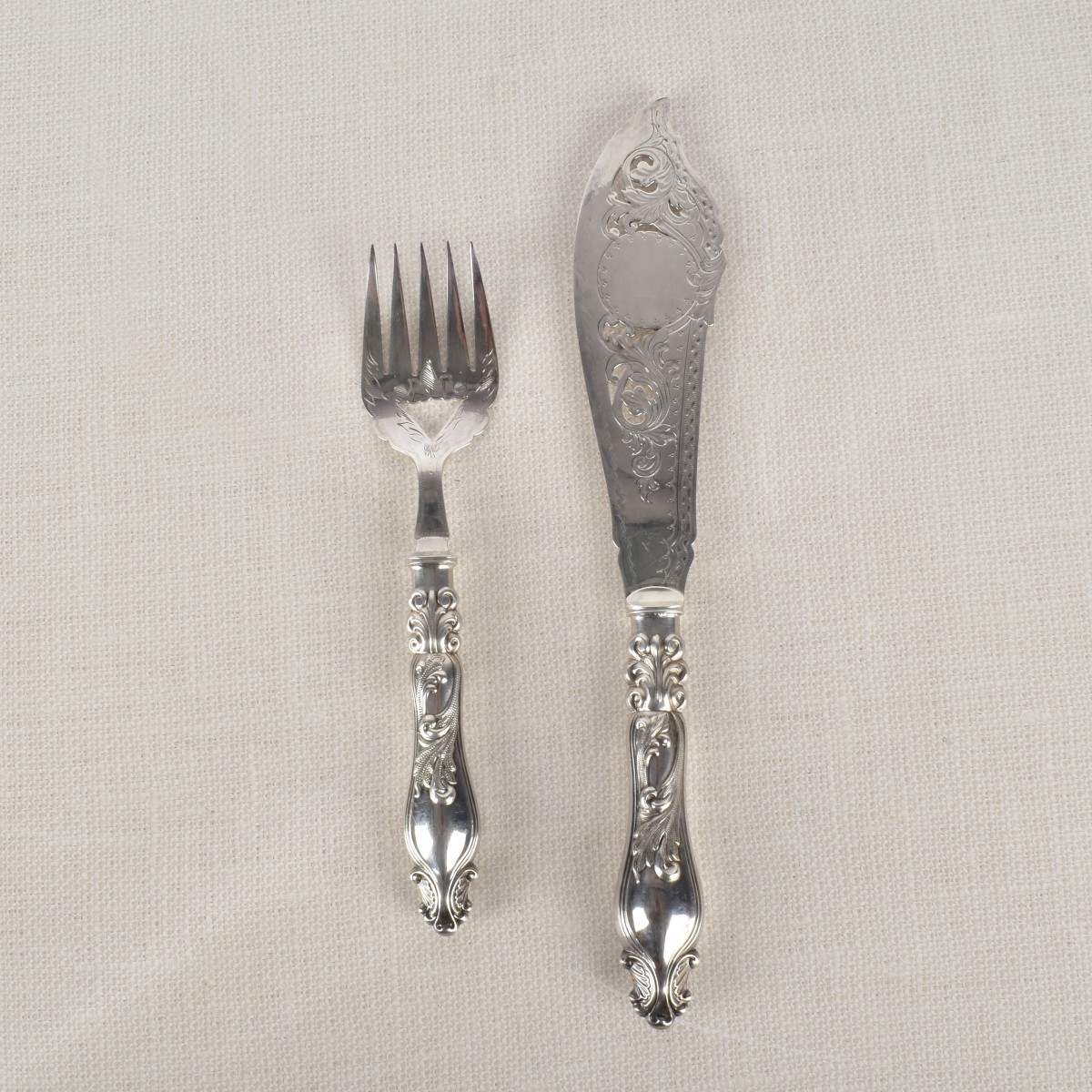 Two Piece English Victorian Fish Set