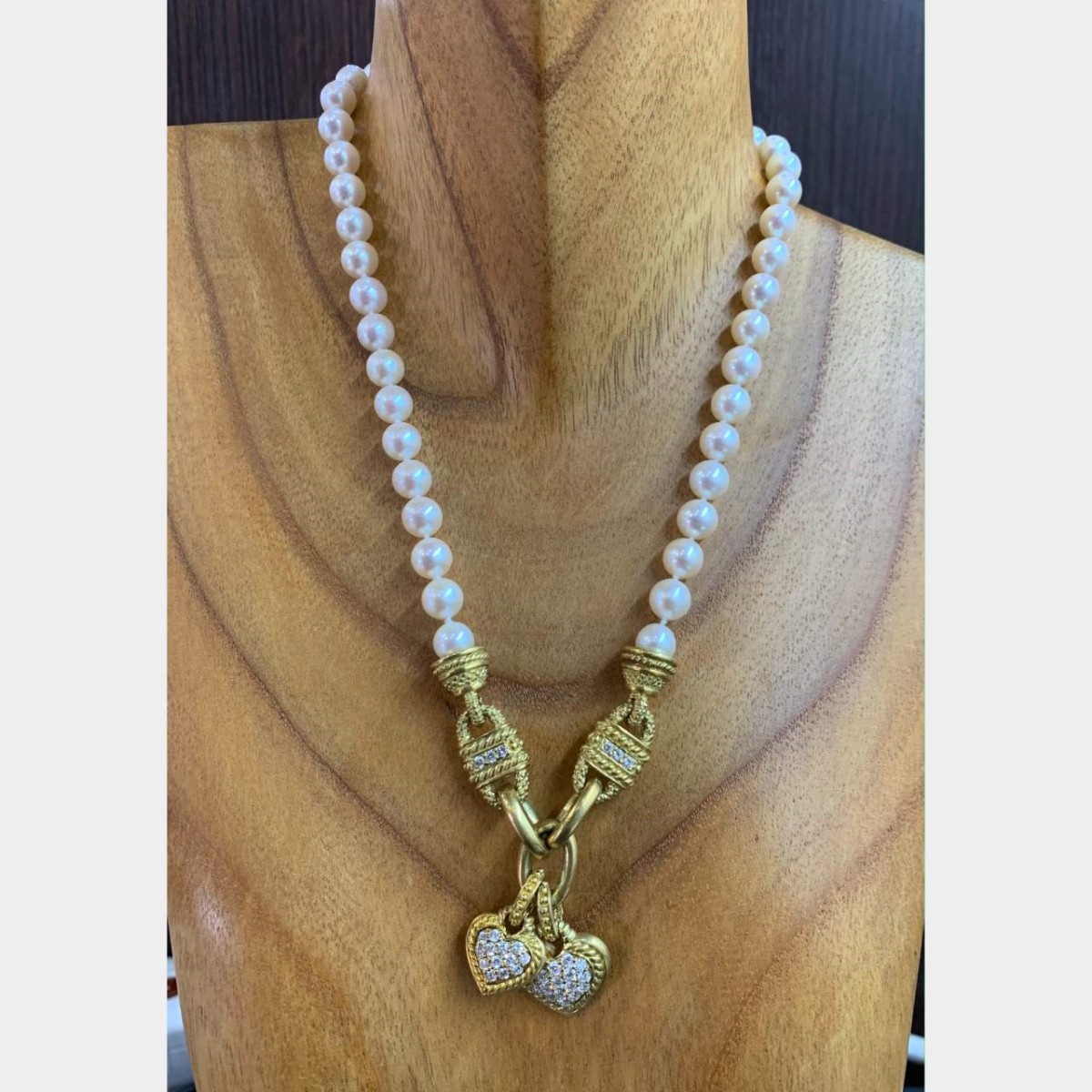 Judith Ripka Pearl Necklace