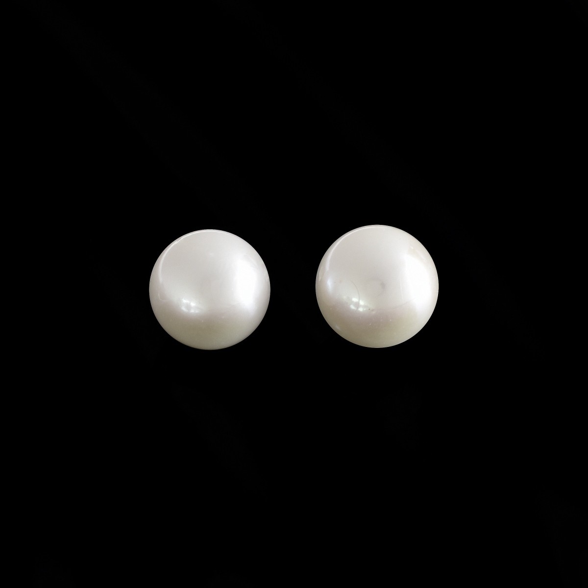 Pearl Ear Studs