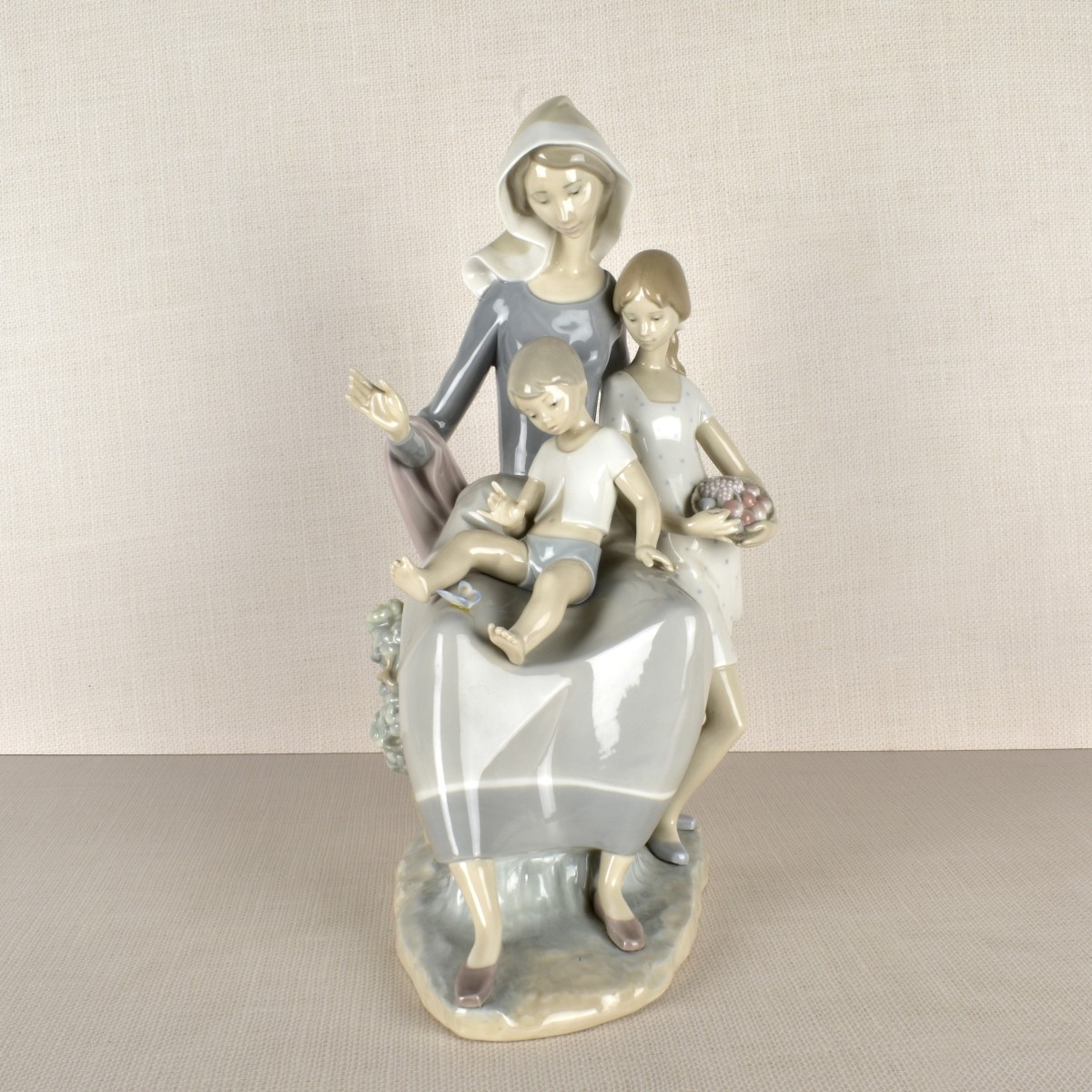 Lladro Figurine of a Mother and Children