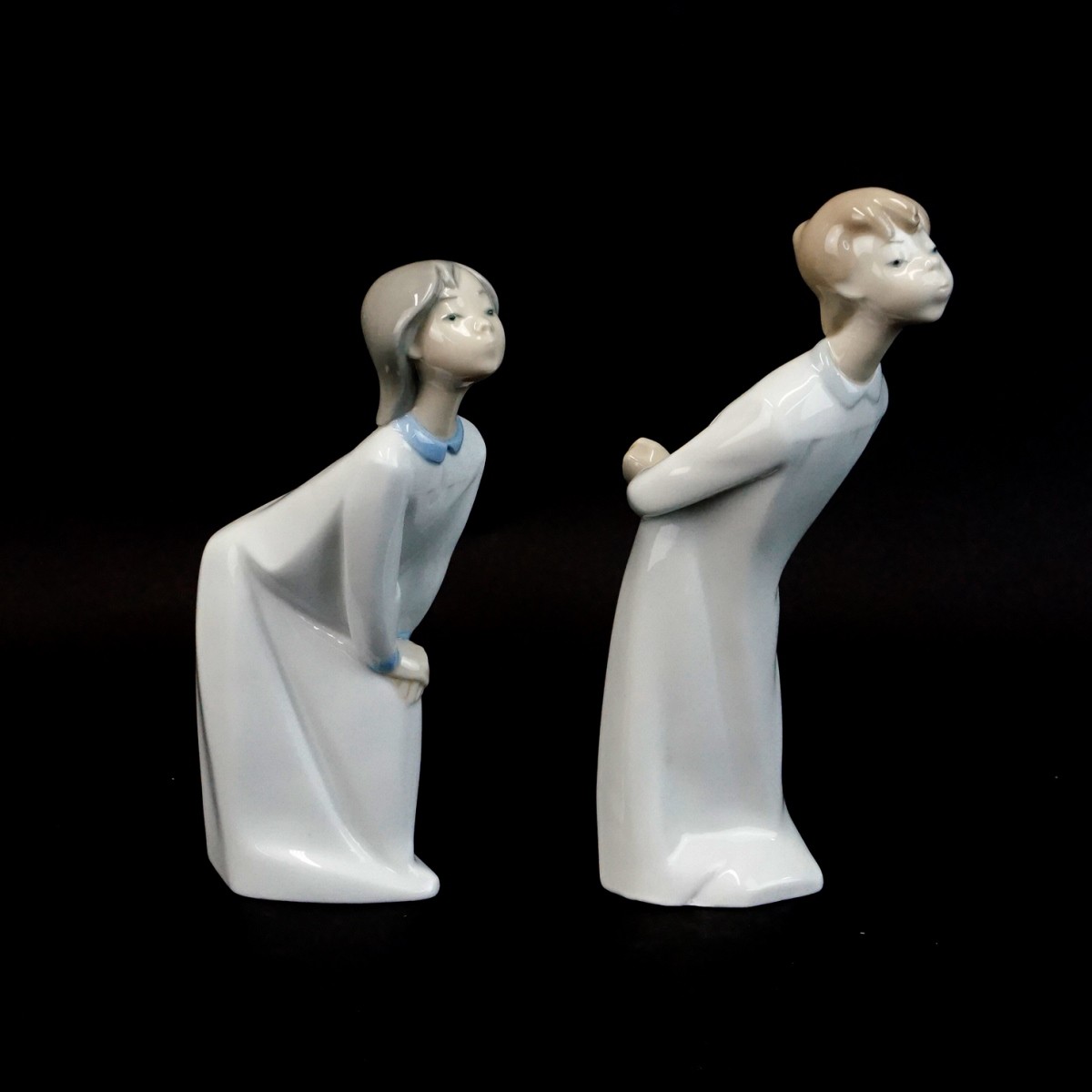 Two Lladro "Kissing" Figurines