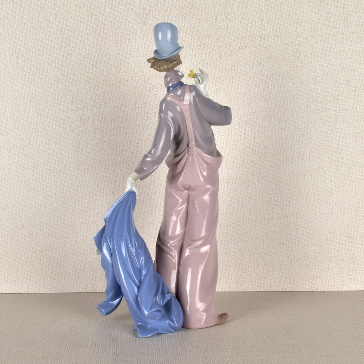 Lladro Figurine of a Standing Clown