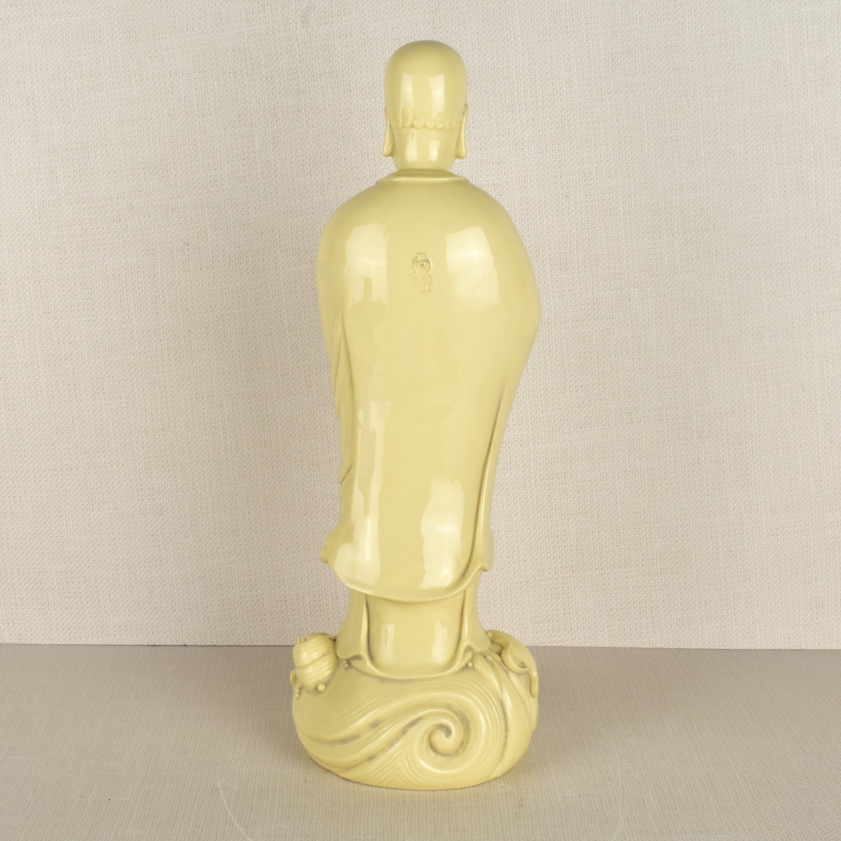 Chinese Dehua Porcelain Figure