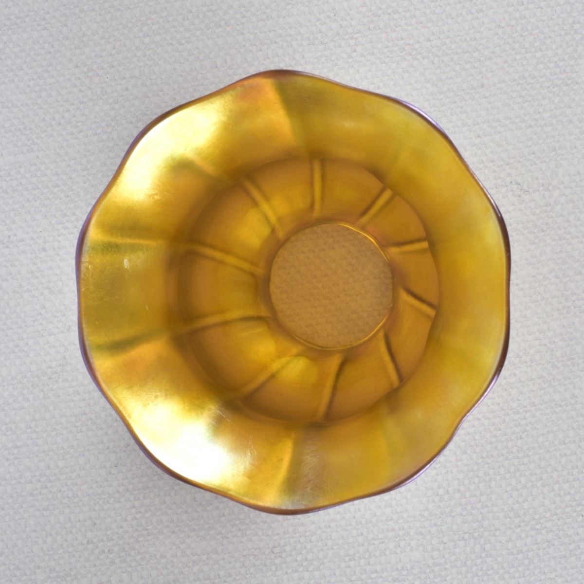 Gold Iridescent "Tulip" Art Glass Shade