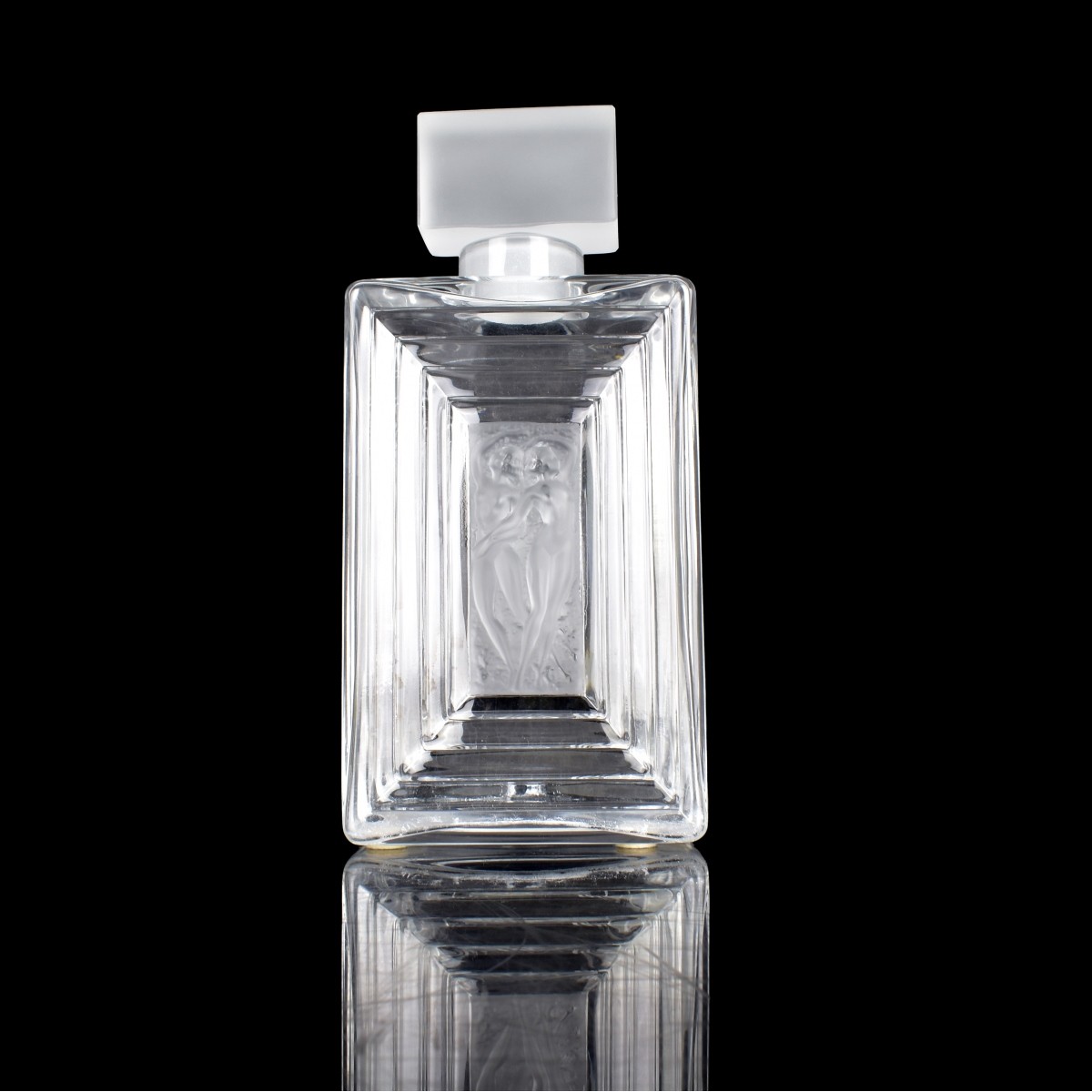 Lalique France "Duncan" Perfume Decanter