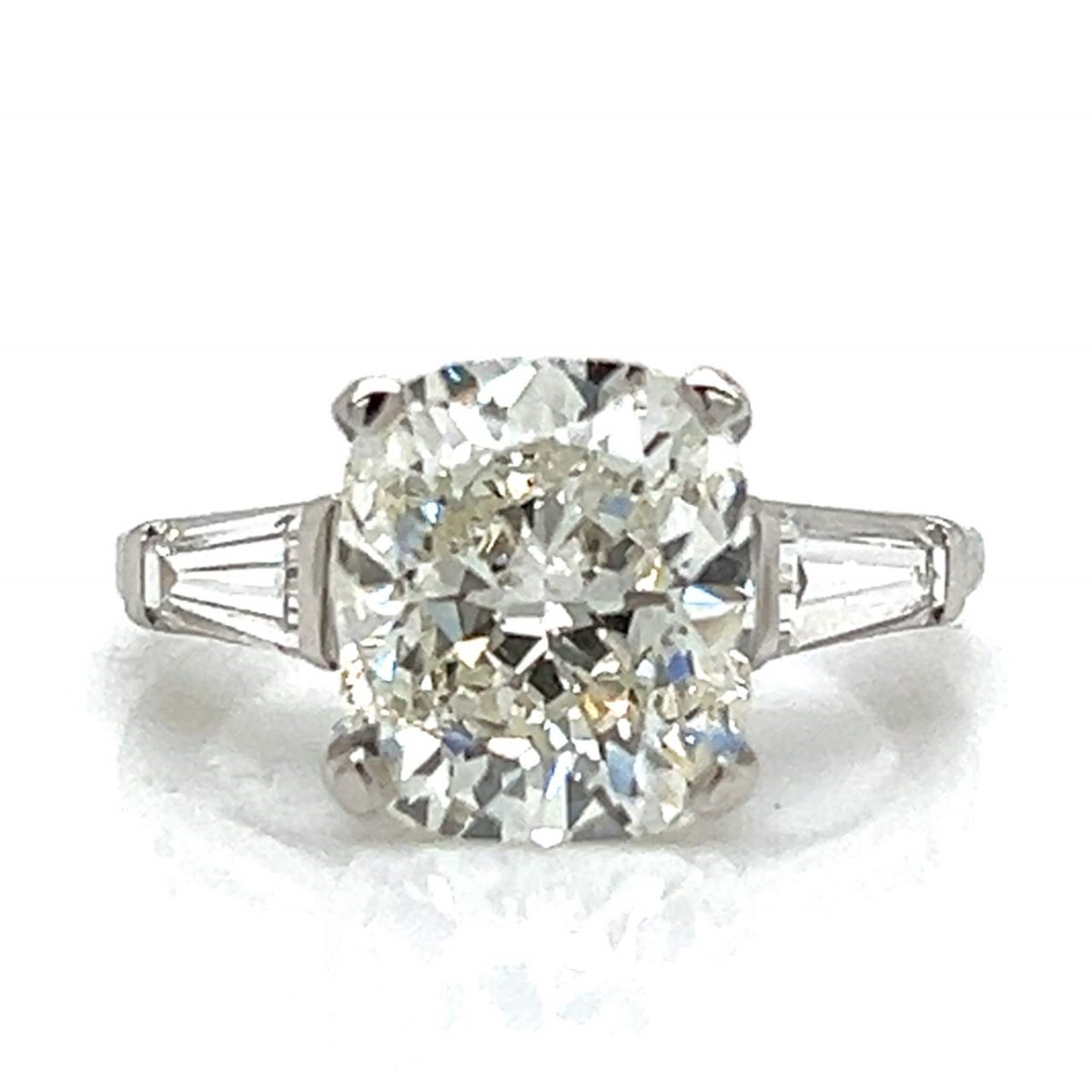 Diamond and Platinum Ring