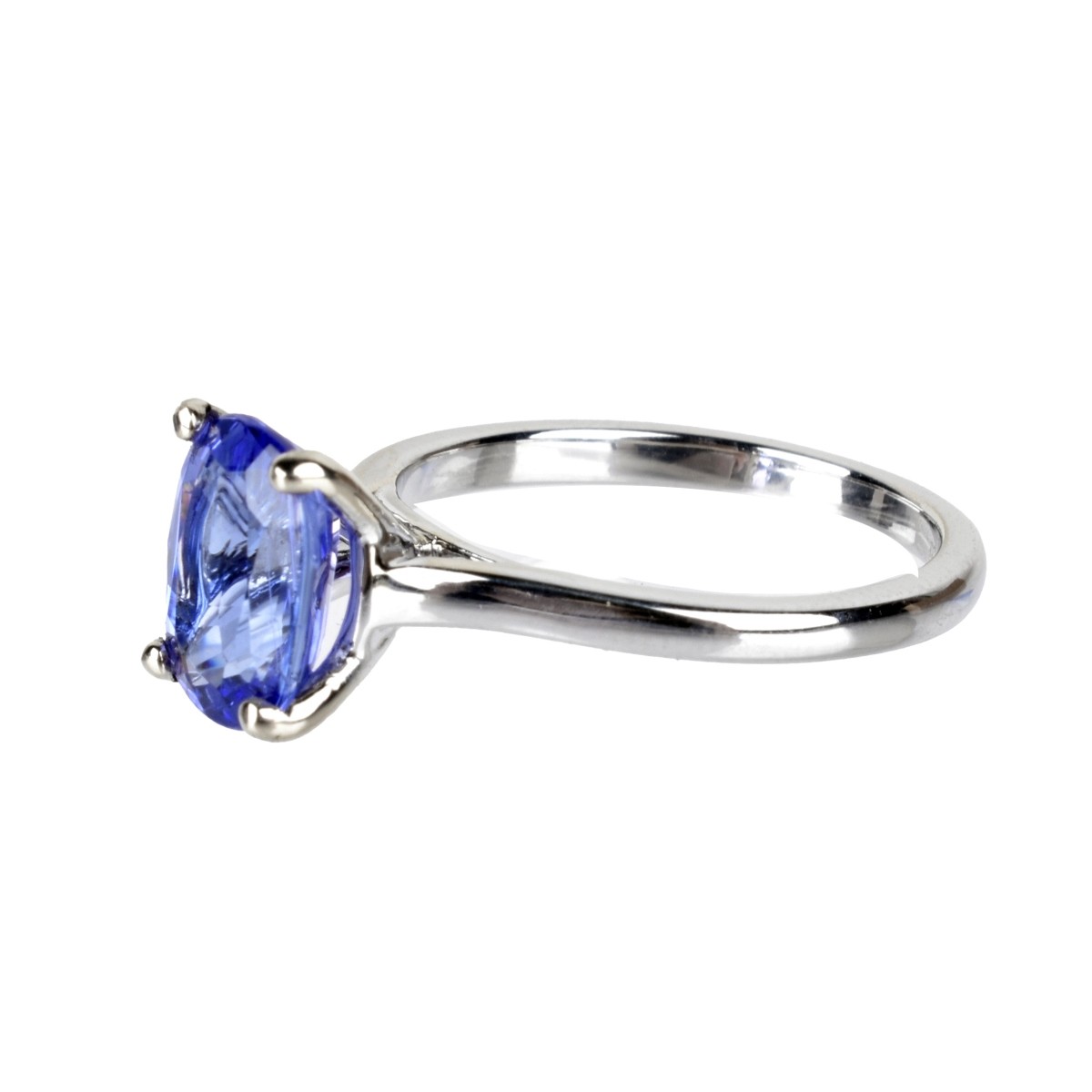 Tanzanite and 18K Ring