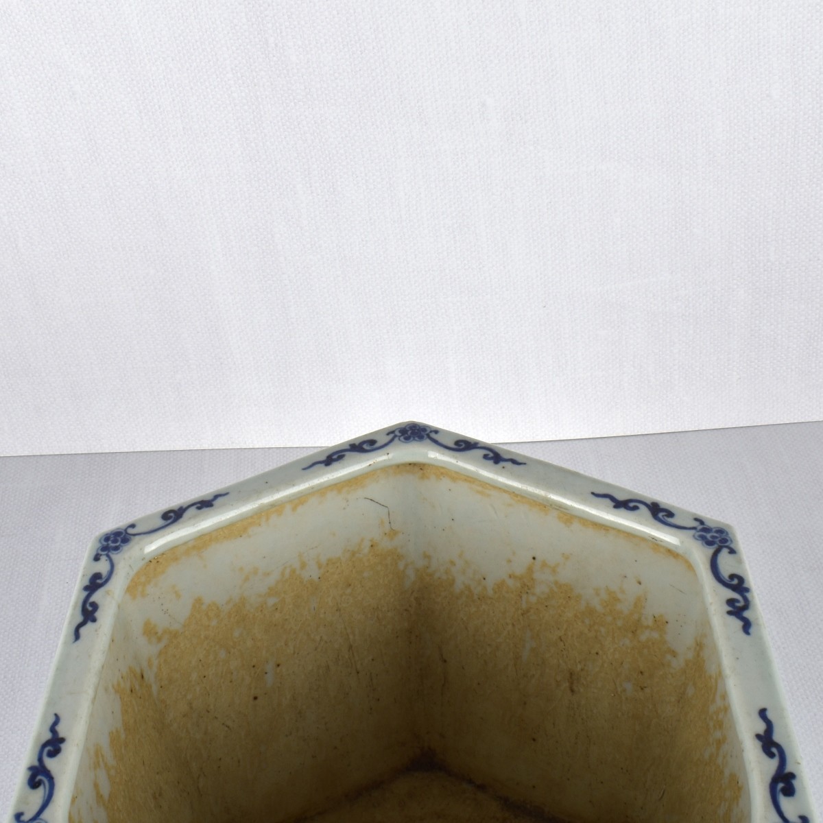 Chinese Blue and White Planter