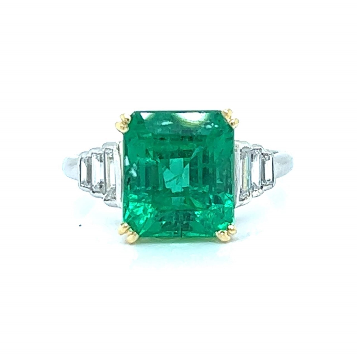 Emerald, Diamond and Platinum Ring