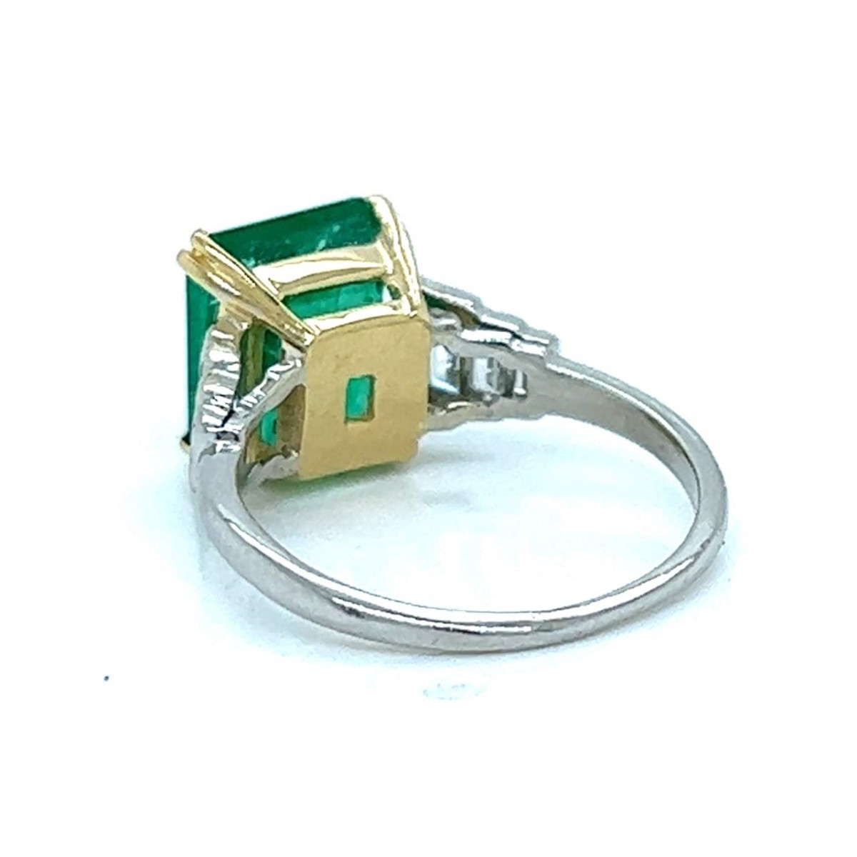 Emerald, Diamond and Platinum Ring