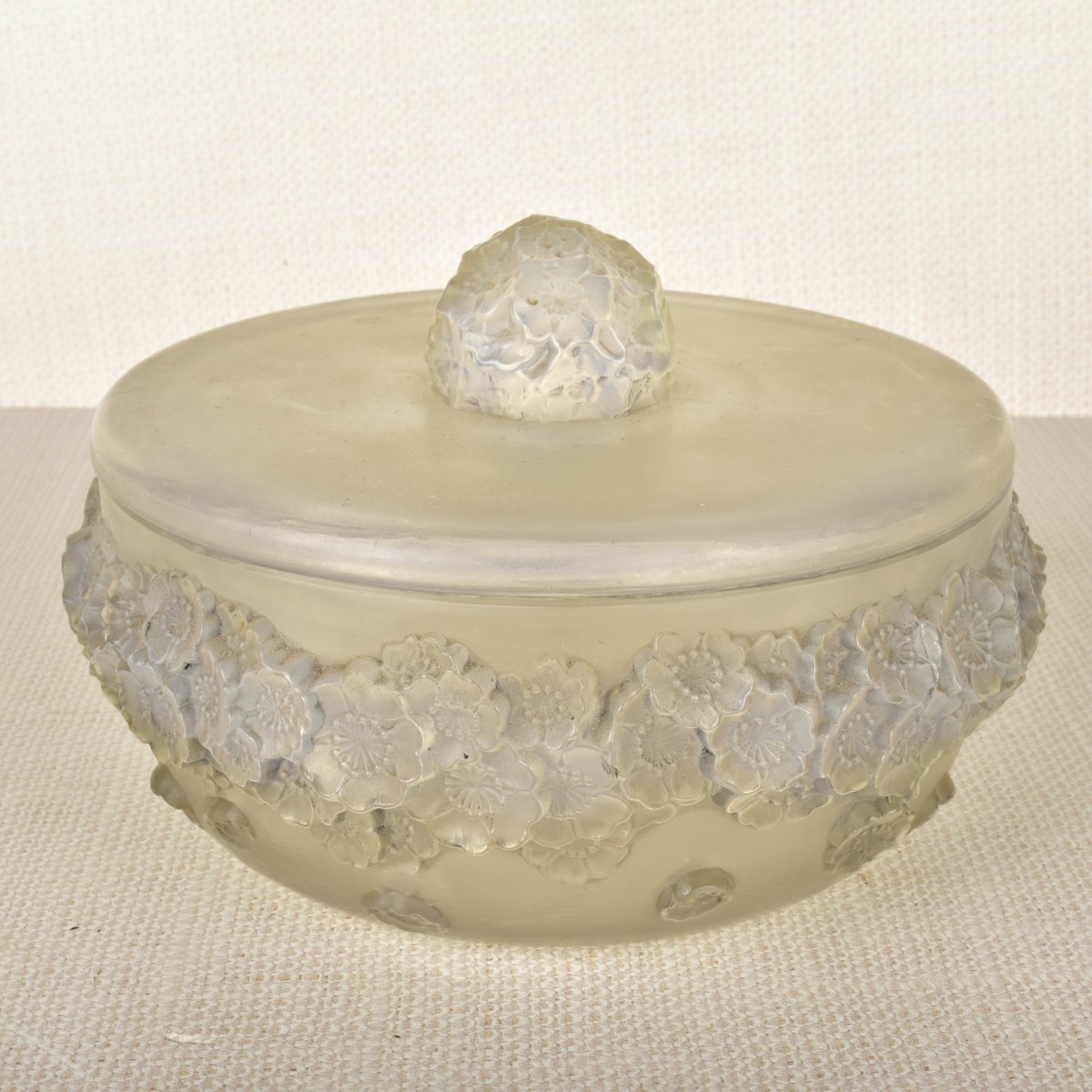 Rene Lalique "Primeveres" Powder Box