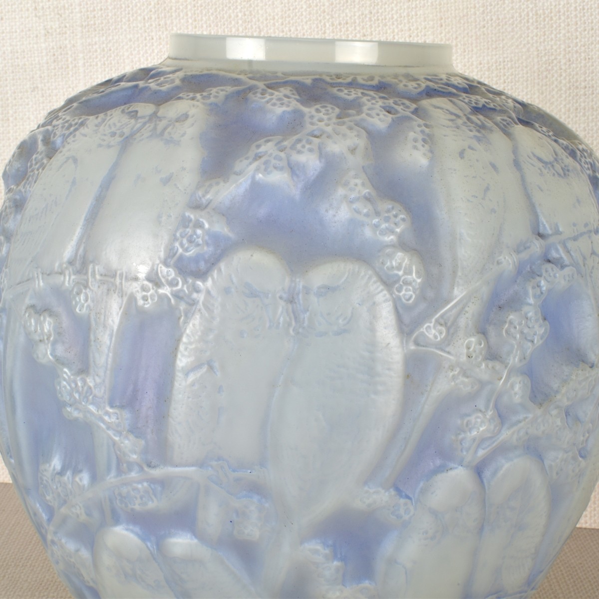 Rene Lalique "Perruches" Vase