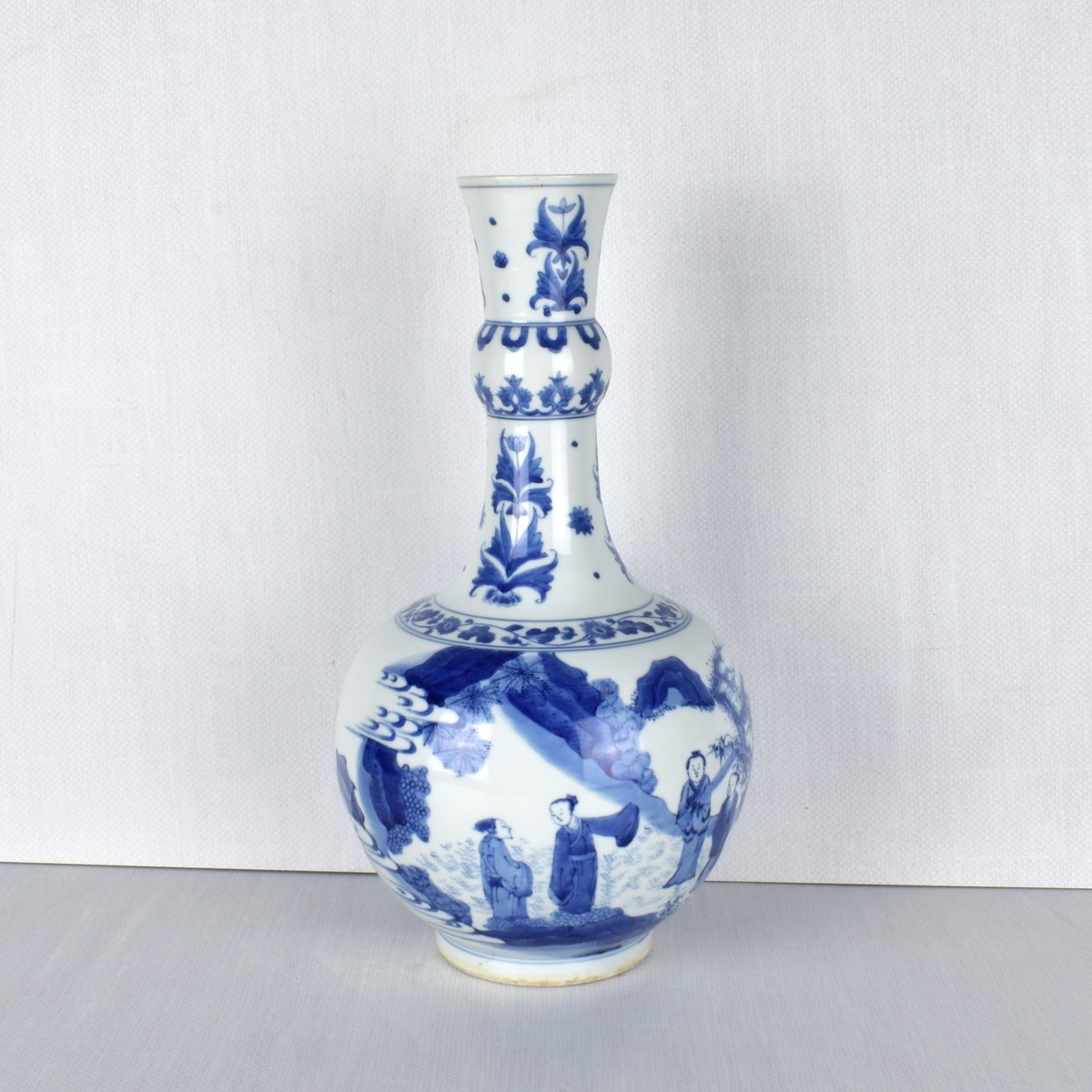 Chinese Blue and White Porcelain Bottle Vase