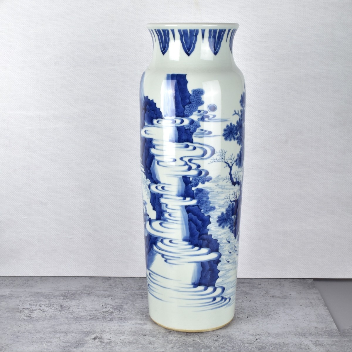 Chinese Blue and White Porcelain Vase