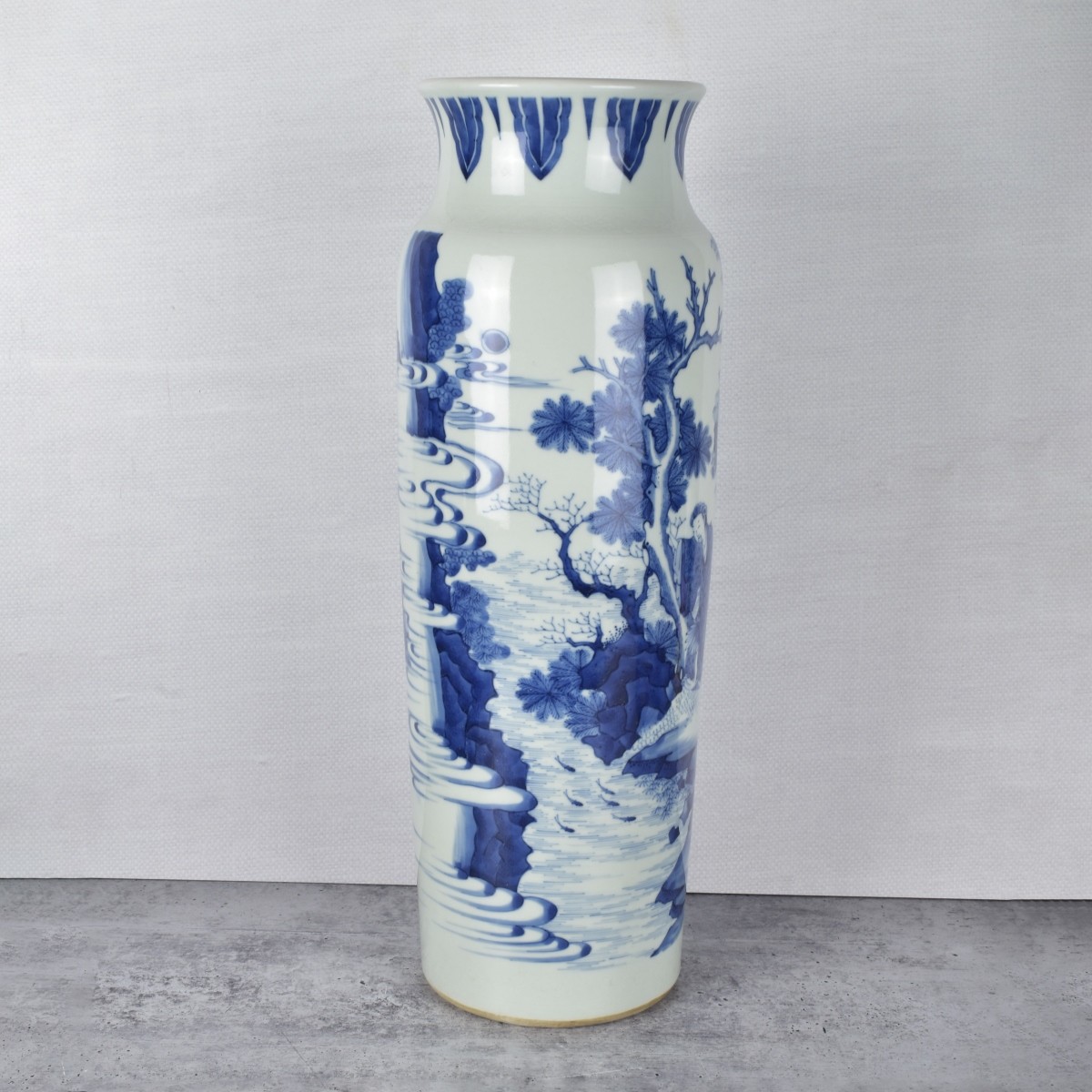 Chinese Blue and White Porcelain Vase