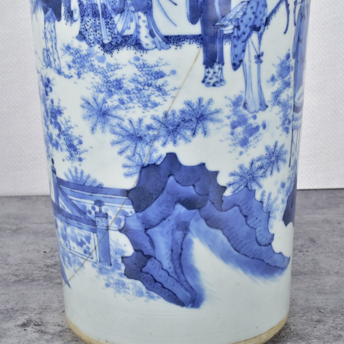 Chinese Blue and White Porcelain Vase