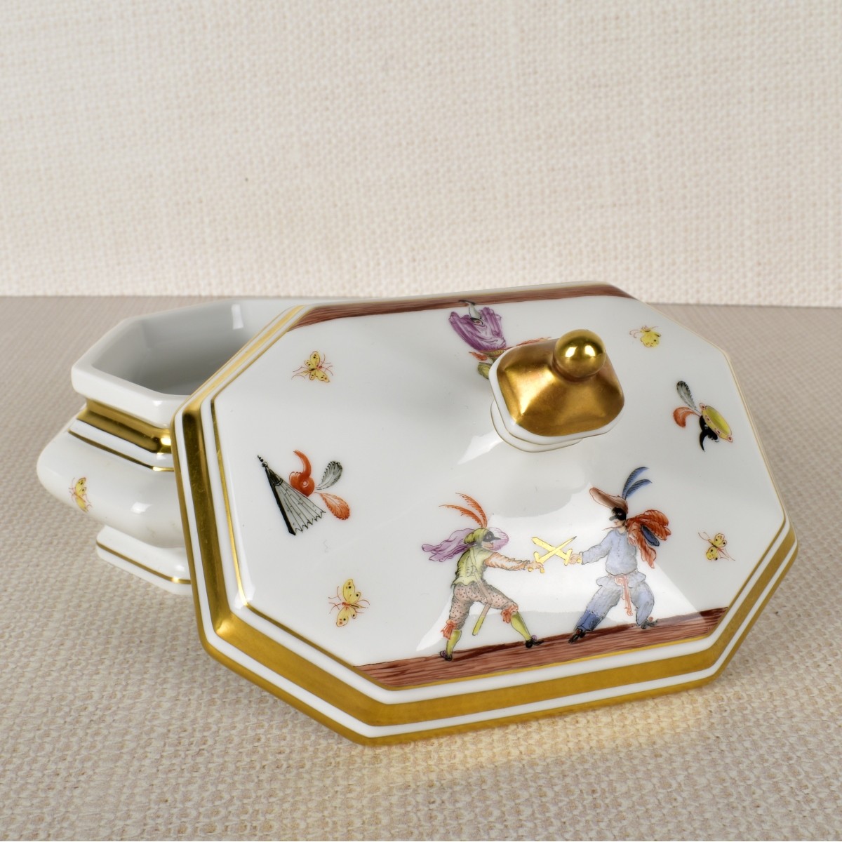 Meissen Porcelain Dresser Box