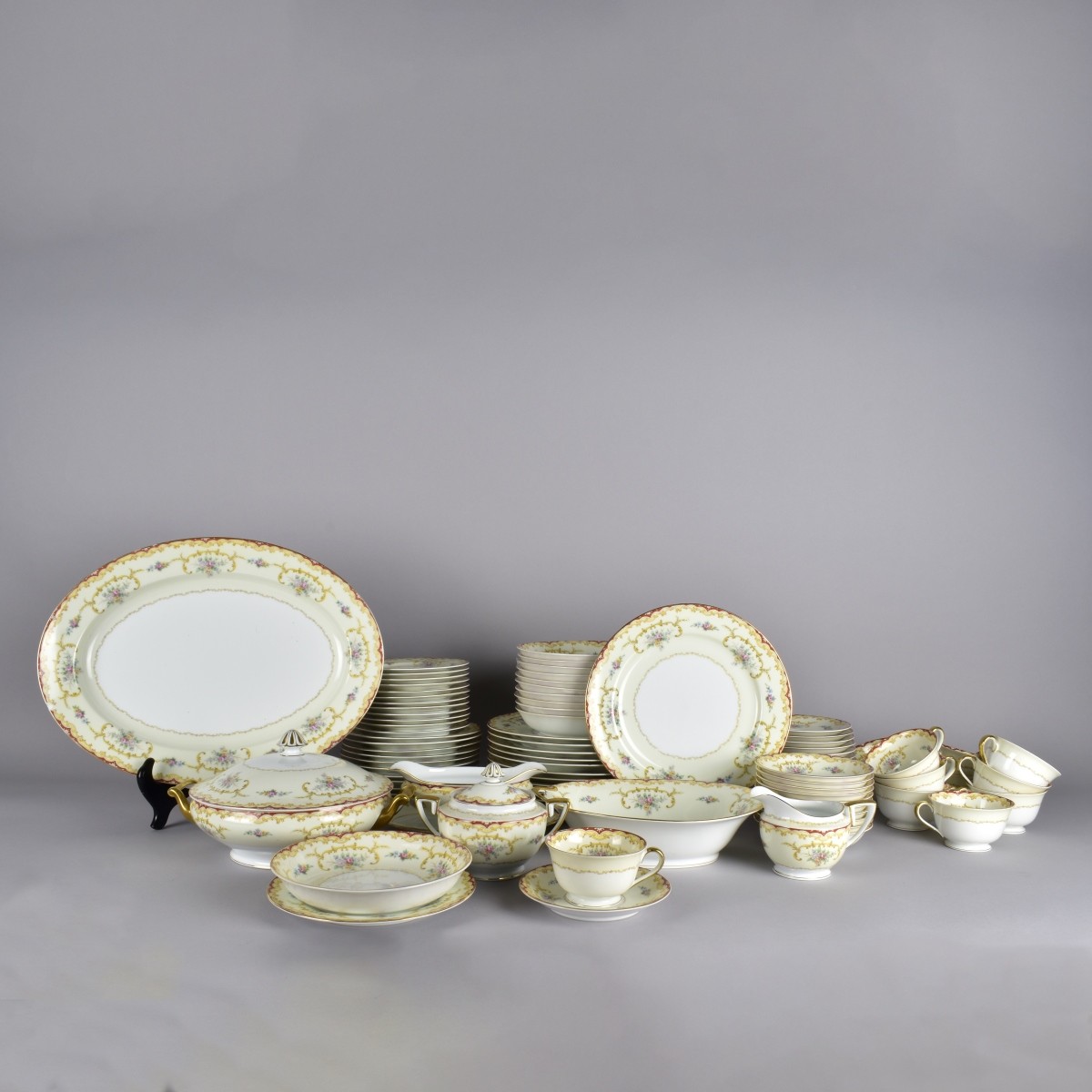 Noritake Oradell Set of China 89 Pcs