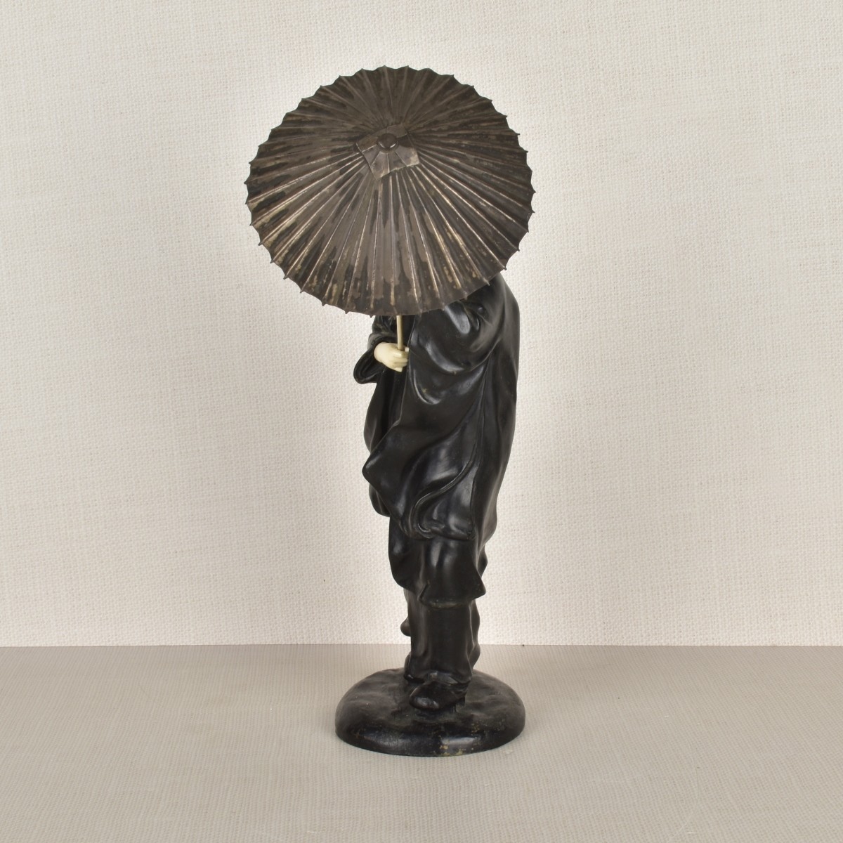 Japanese Carved Geisha