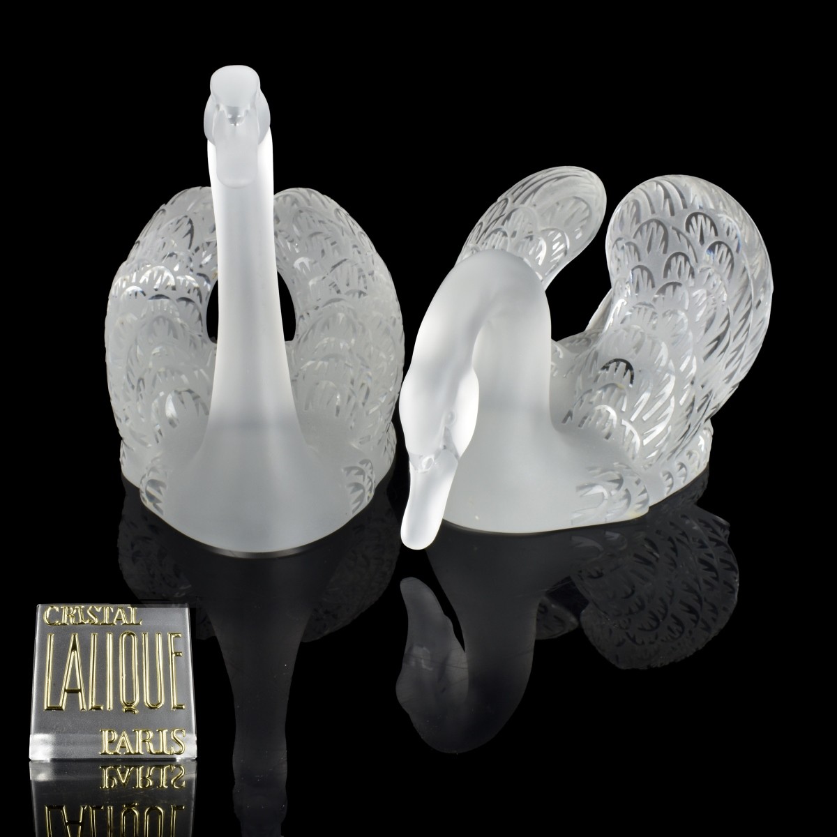 Pr Lalique France Crystal Swans